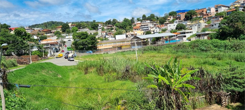 Terreno à venda com 1 quarto em Serra da Cantareira, Mairiporã, SP