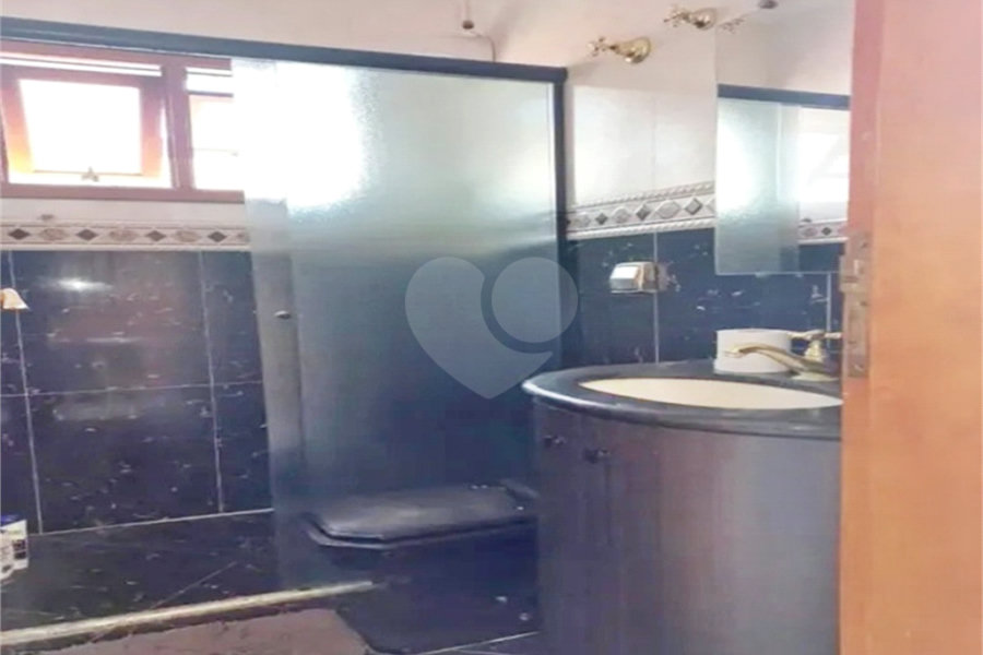Casa à venda com 4 quartos, sendo 3 suítes, em Parada Inglesa, São Paulo, SP