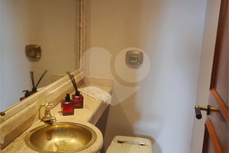 Apartamento à venda ou para alugar com 4 quartos, sendo 1 suíte,  em Vila Andrade, São Paulo, SP