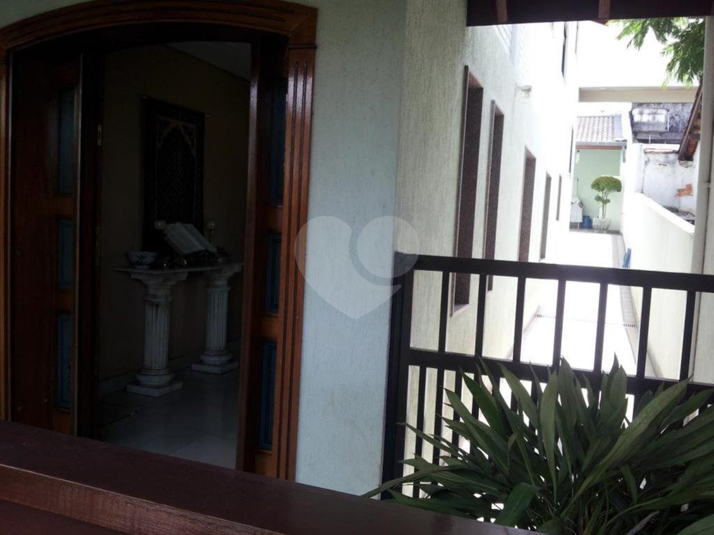 Casa Térrea à venda com 4 quartos, sendo 2 suítes,  em Jardim Floresta, São Paulo, SP