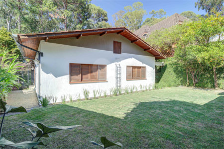 Casa Térrea à venda com 4 quartos, sendo 1 suíte, em Jardim Marajoara, São Paulo, SP