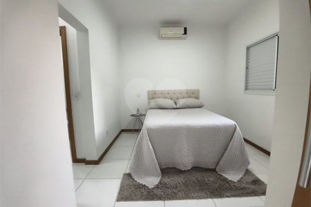 Casa à venda com 3 quartos, sendo 1 suíte,  no condomínio Ibiti Royal Park, Sorocaba - SP