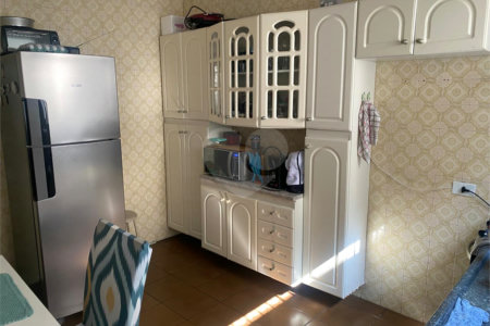 Sobrado à venda com 2 quartos em Vila Nivi, São Paulo, SP