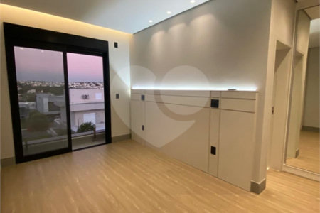Casa à venda com 3 suítes no condomínio Glarus, Campinas - SP