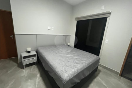 Casa à venda com 2 quartos, sendo 1 suíte,  no condomínio Residencial Parque Imperial, Salto - SP