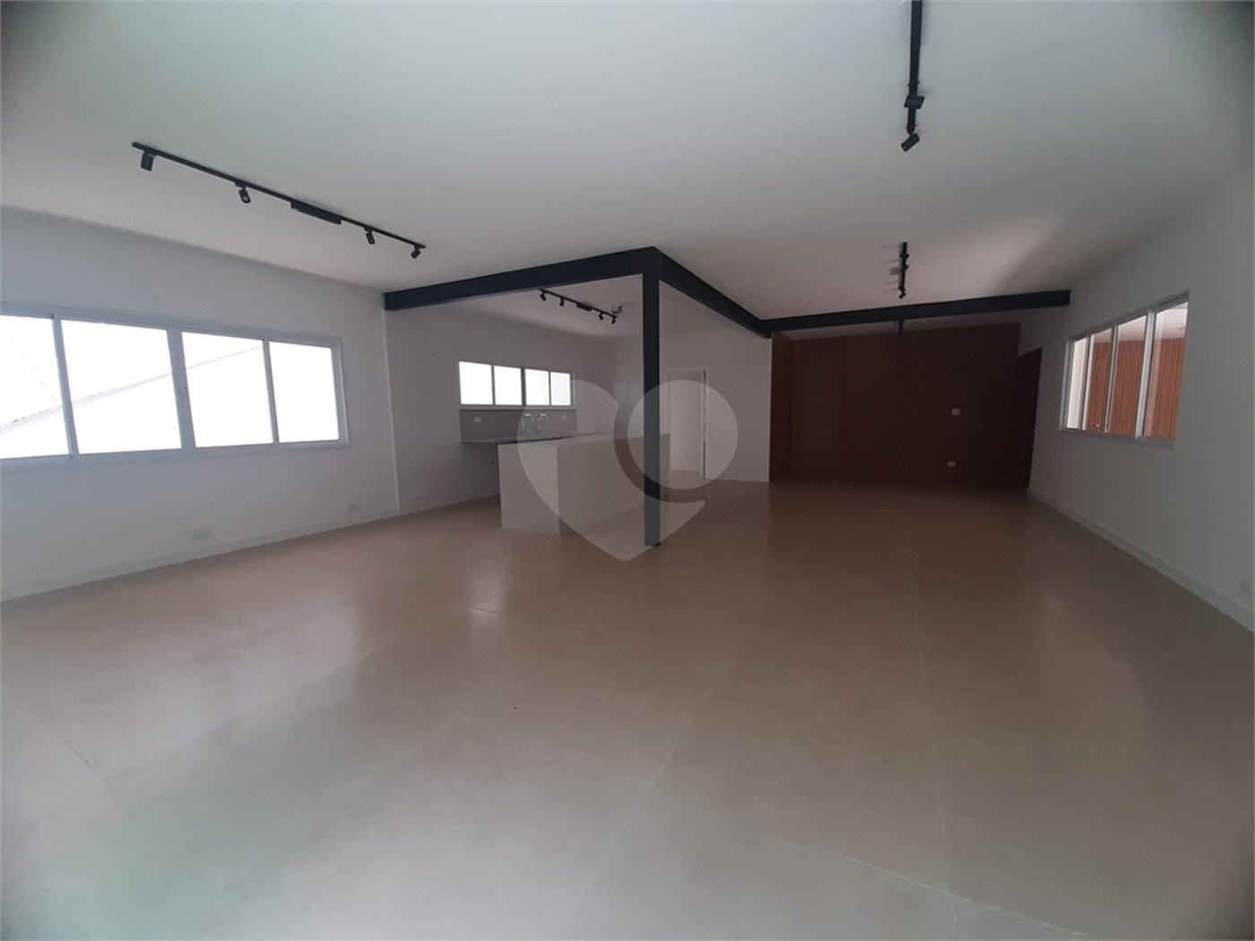 Casa Térrea à venda ou para alugar com 4 suítes em Jardim São Bento, São Paulo, SP