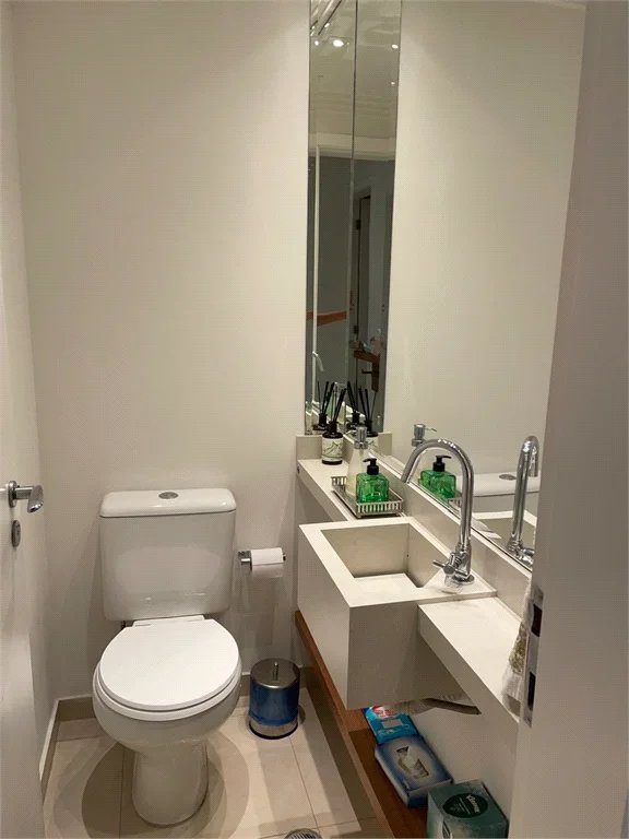 Apartamento à venda com 3 suítes em Vila Progredior, São Paulo, SP