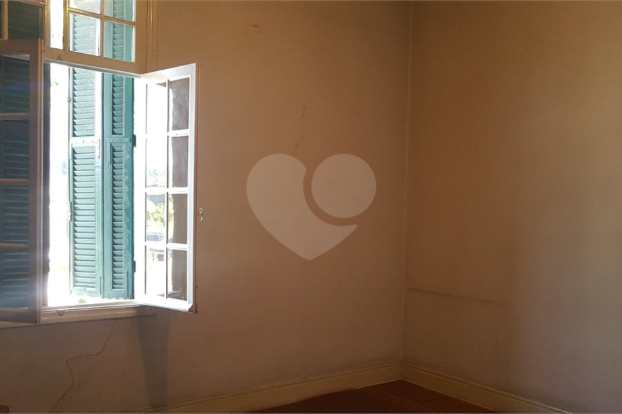 Sobrado à venda com 3 quartos em Horto Florestal, São Paulo, SP