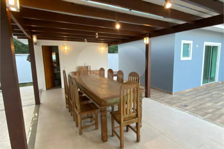 Casa à venda com 3 suítes em Caravelas, Armação dos Búzios, RJ