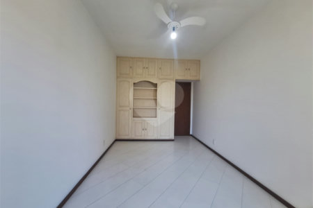 Apartamento à venda com 3 quartos, sendo 1 suíte, em Tijuca, Rio de Janeiro, RJ