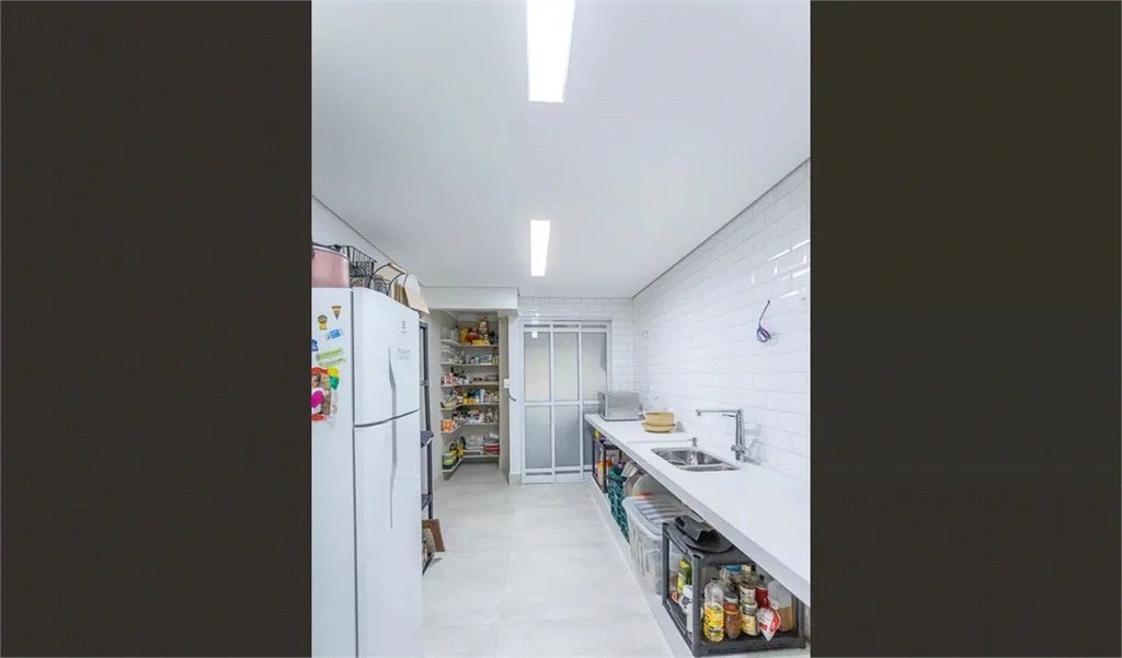 Apartamento à venda com 3 quartos, sendo 1 suíte, em Vila Anastácio, São Paulo, SP