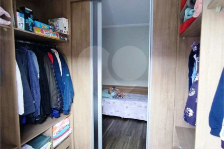 Sobrado à venda com 3 quartos, sendo 1 suíte,  em Vila Nova Aparecida, Mogi das Cruzes, SP