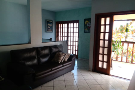 Casa à venda com 3 quartos, sendo 1 suíte, em Salto de São José, Salto, SP