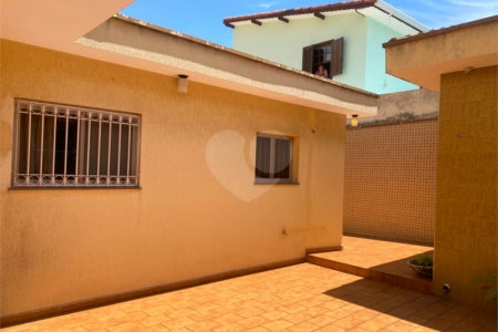 Casa à venda com 2 quartos, sendo 1 suíte, em Vila Rosália, Guarulhos, SP