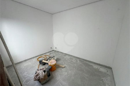 Casa à venda com 3 quartos, sendo 1 suíte,  no condomínio Residencial Marina, Itapetininga - SP