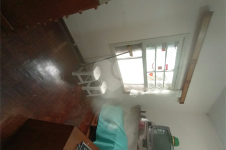 Casa à venda com 3 quartos, sendo 1 suíte,  no Centro, Mogi das Cruzes, SP