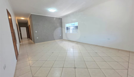 Casa à venda com 3 quartos, sendo 1 suíte,  no condomínio Residencial Jardim das Palmeiras, Vinhedo - SP