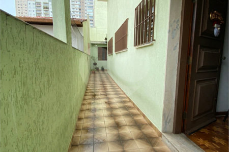 Sobrado à venda com 4 quartos, sendo 1 suíte, em Sumaré, São Paulo, SP