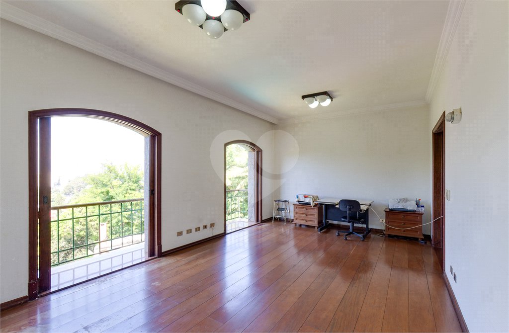 Casa à venda com 5 suítes no condomínio Chácara Flora, São Paulo - SP