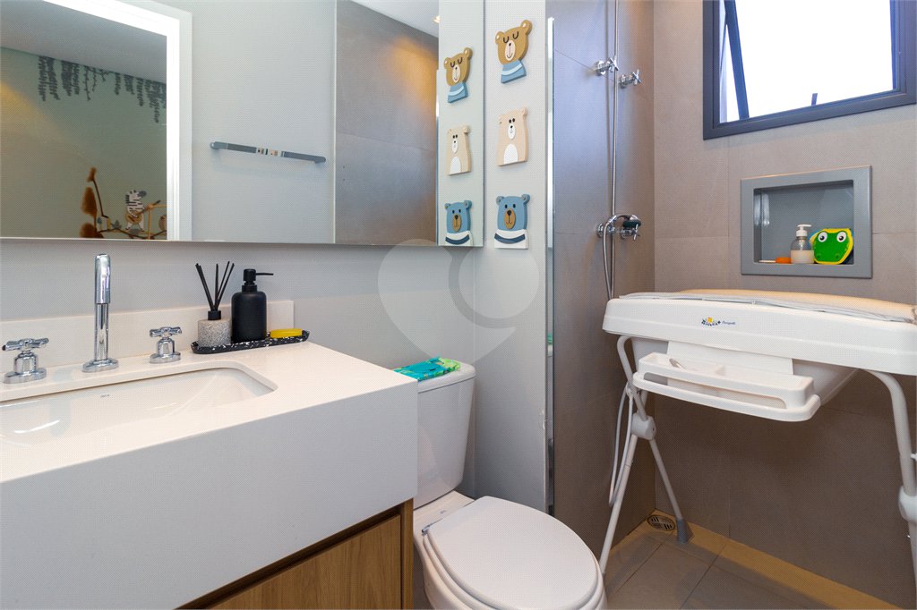 Apartamento à venda com 3 suítes em Brooklin, São Paulo, SP