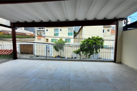 Sobrado à venda com 3 quartos, sendo 1 suíte, em Vila Gustavo, São Paulo, SP
