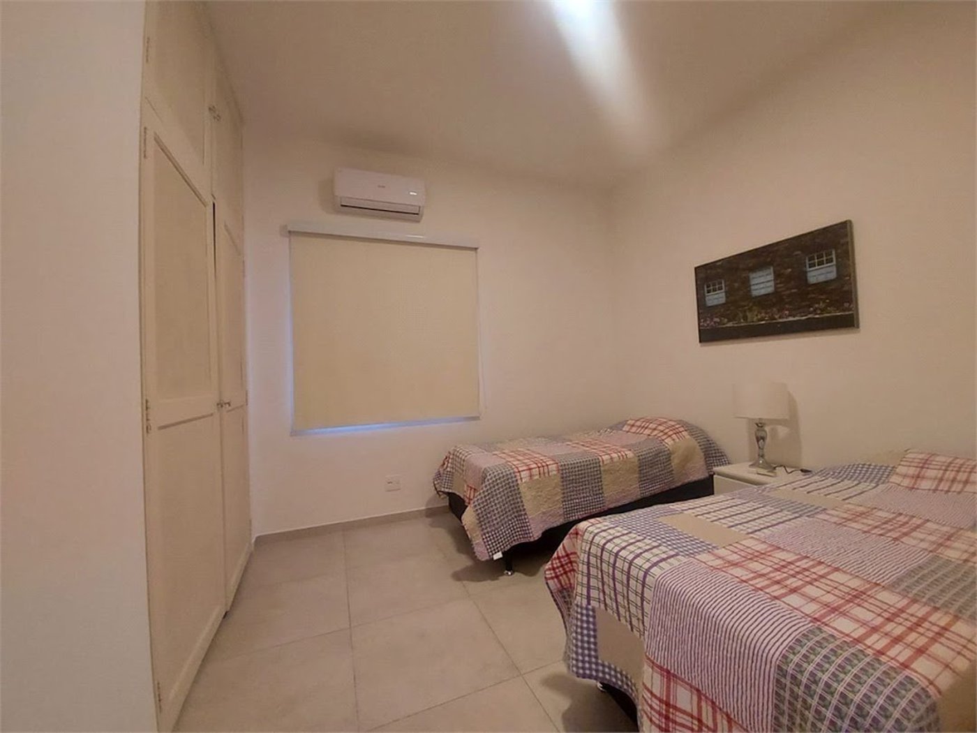 Apartamento com 4 dormitórios à venda, 120 m² por R$ 700.000,00 - Pitangueiras - Guarujá/SP