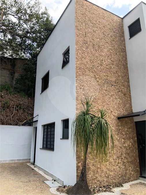 Sobrado para alugar com 2 quartos, sendo 1 suíte, no Centro, São Roque, SP