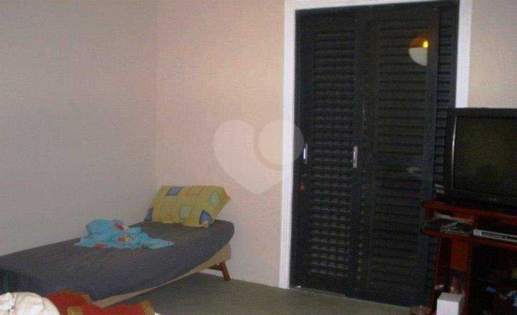 Sobrado à venda com 3 quartos em Tremembé, São Paulo, SP