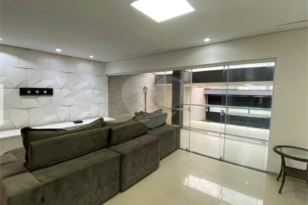 Casa para alugar com 5 quartos, sendo 3 suítes,  em Vila Oliveira, Mogi das Cruzes, SP