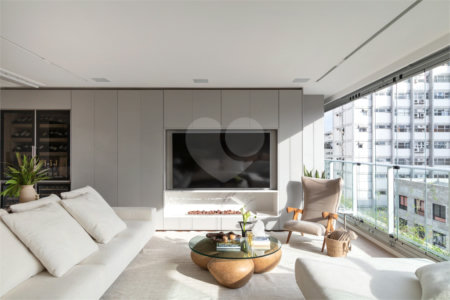 Apartamento à venda com 3 suítes em Cerqueira César, São Paulo, SP
