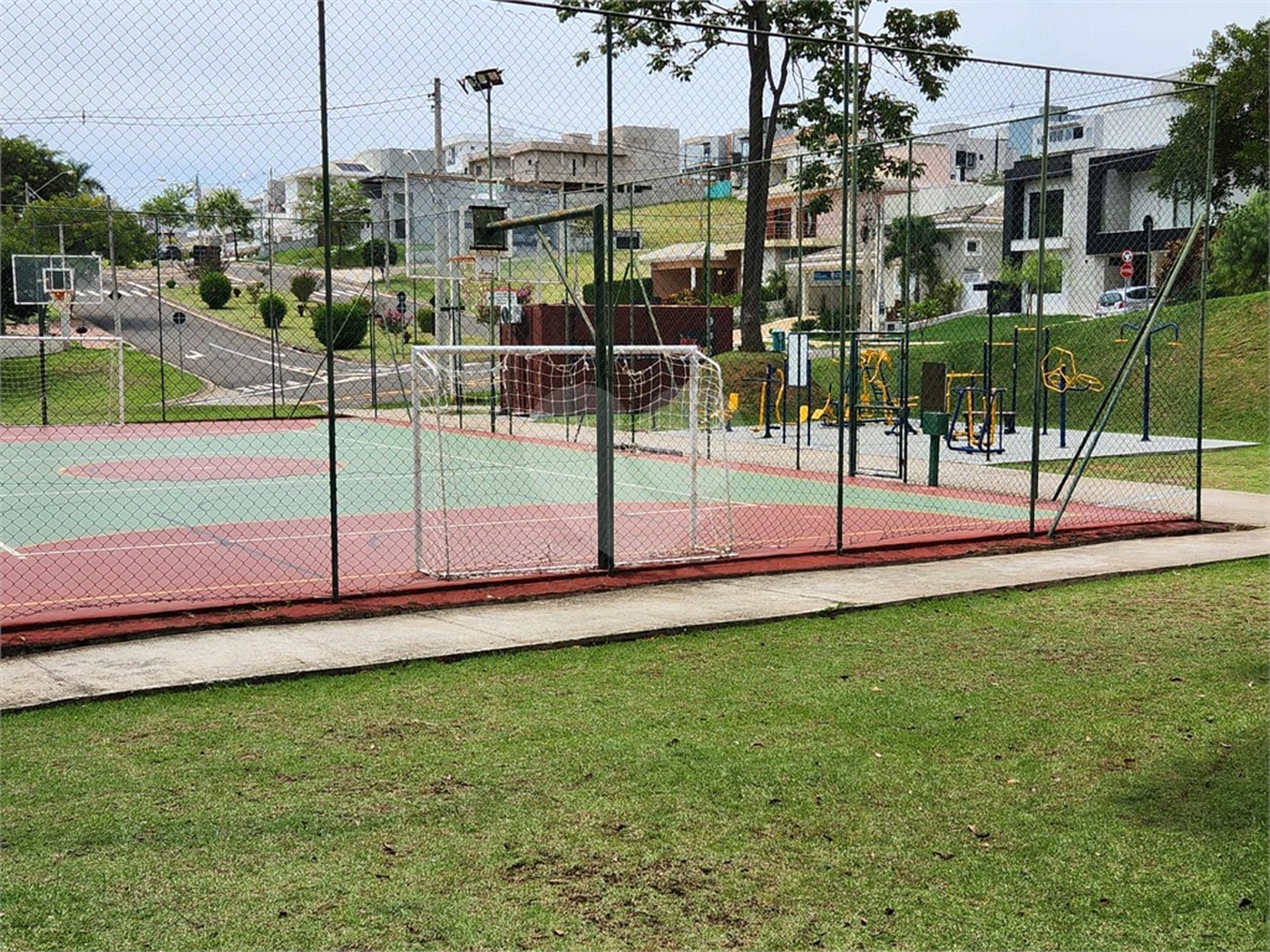Terreno à venda no condomínio Santa Isabel I, Louveira - SP