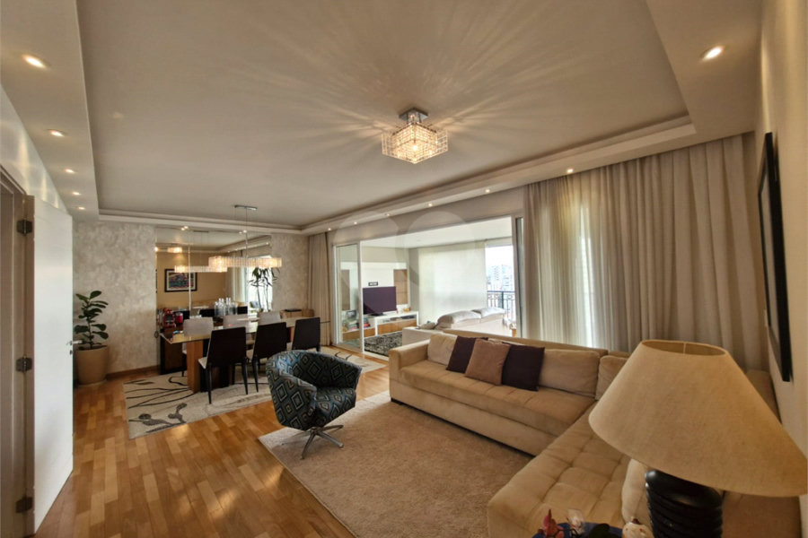 Apartamento à venda ou para alugar com 4 quartos, sendo 3 suítes, em Santa Teresinha, São Paulo, SP