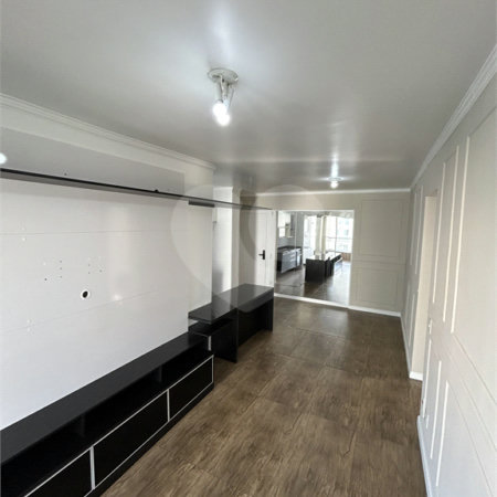 Apartamento à venda com 3 quartos, sendo 1 suíte, em Jardim Umarizal, São Paulo, SP
