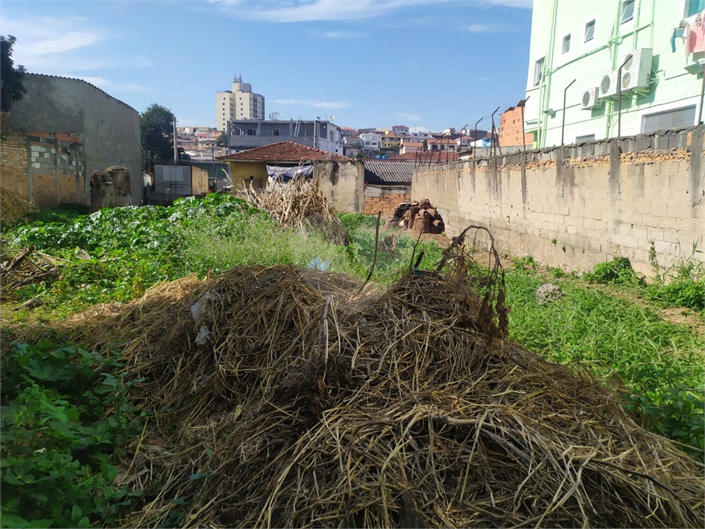 Terreno à venda com 3 quartos, sendo 1 suíte, em Imirim, São Paulo, SP