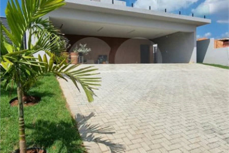 Casa à venda com 3 suítes no condomínio Portal dos Bandeirantes, Salto - SP