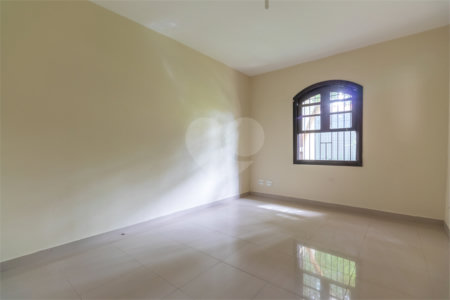 Casa à venda com 3 quartos, sendo 1 suíte, em Brooklin Paulista, São Paulo, SP