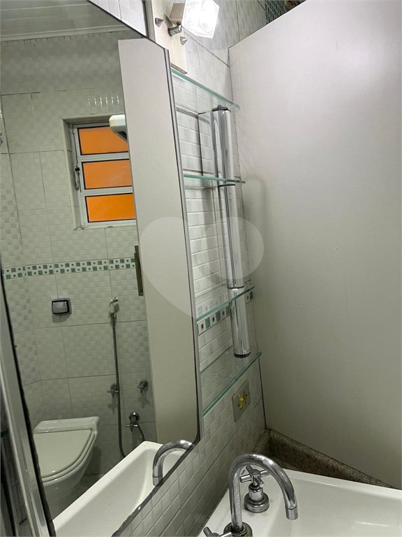 Sobrado à venda com 5 quartos, sendo 2 suítes, em Vila Universitária, São Paulo, SP