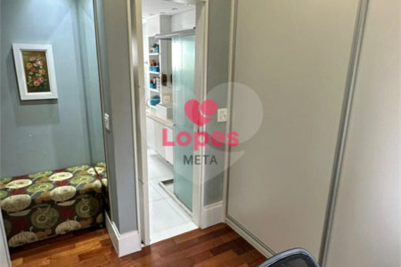 Apartamento à venda com 3 quartos, sendo 2 suítes, em Parque Residencial Aquarius, São José dos Campos, SP