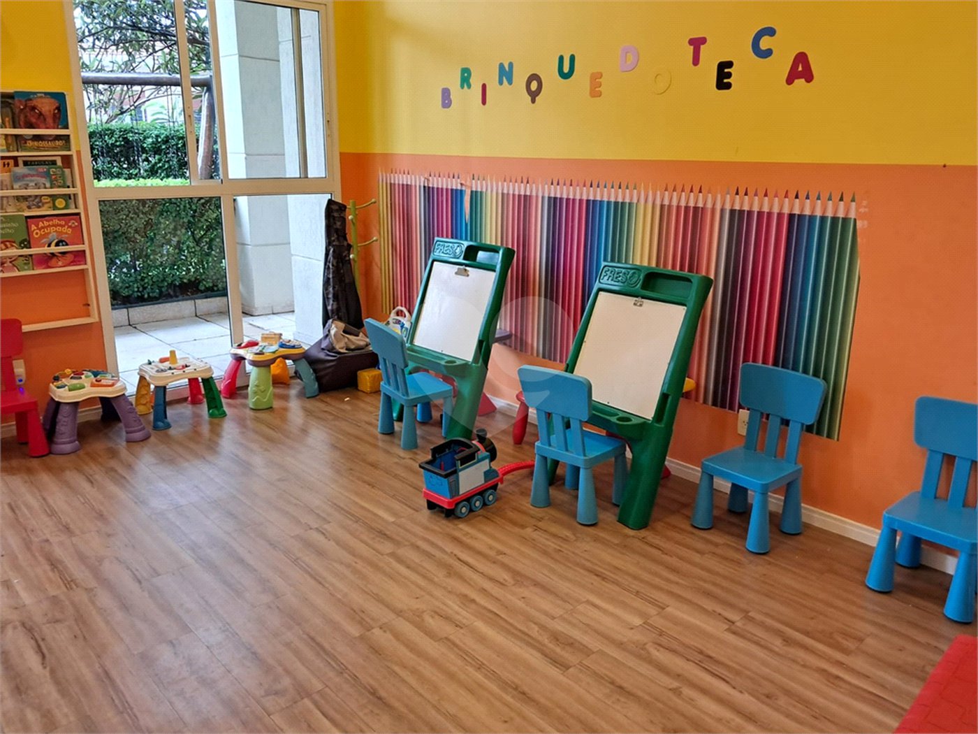 Apartamento à venda com 3 quartos, sendo 1 suíte, em Chácara Santo Antônio, São Paulo, SP