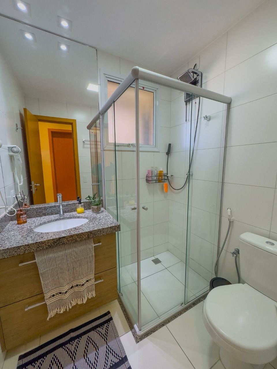 Apartamento à venda com 3 quartos, sendo 1 suíte, em Vila Guaíra, Presidente Prudente, SP