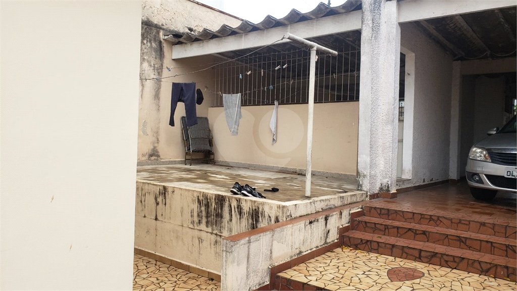Sobrado à venda com 3 quartos, sendo 1 suíte,  em Jardim Prudência, São Paulo, SP