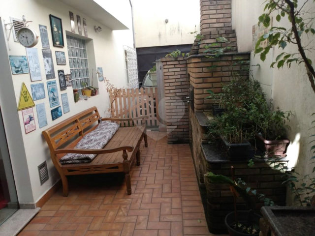 Sobrado à venda com 3 quartos, sendo 2 suítes,  em Vila Mariana, São Paulo, SP