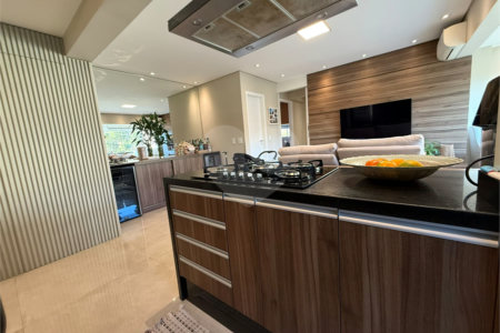 Apartamento à venda com 2 quartos, sendo 1 suíte,  em Jardim Leonor Mendes de Barros, São Paulo, SP