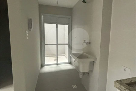 Casa à venda com 2 quartos, sendo 1 suíte, no condomínio Maracujas, São Paulo - SP