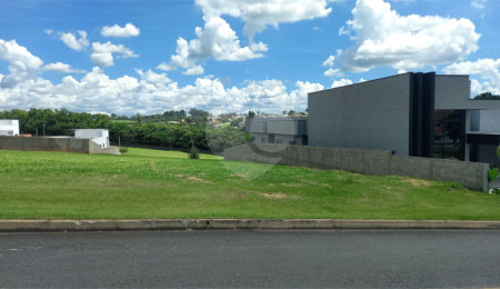 Terreno à venda no condomínio Village Ipanema 2, Araçoiaba da Serra - SP
