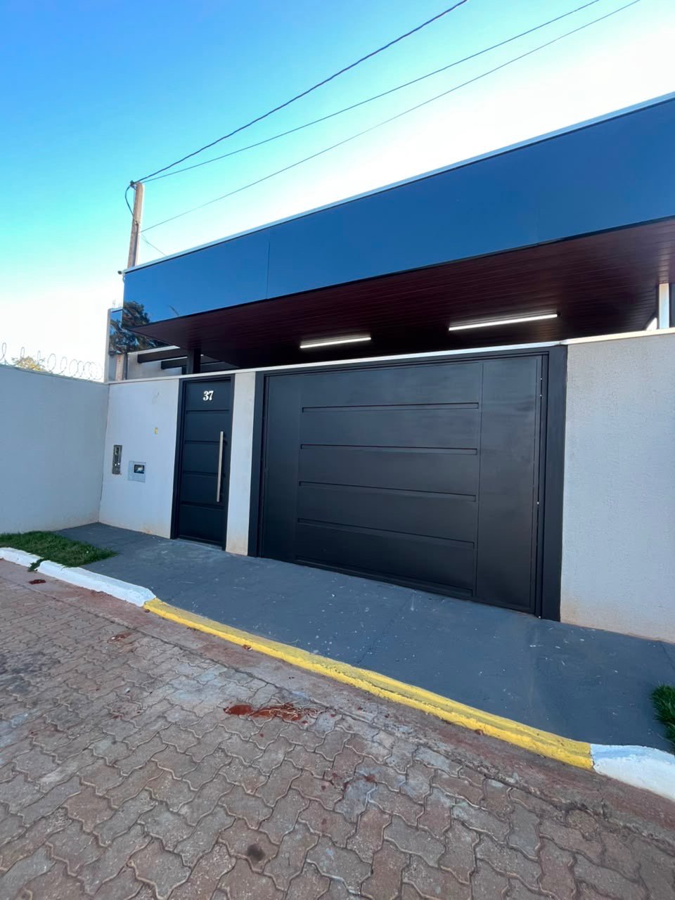 Casa à venda ou para alugar com 2 quartos, sendo 1 suíte,  em Jardim Bela Vista, Três Lagoas, MS