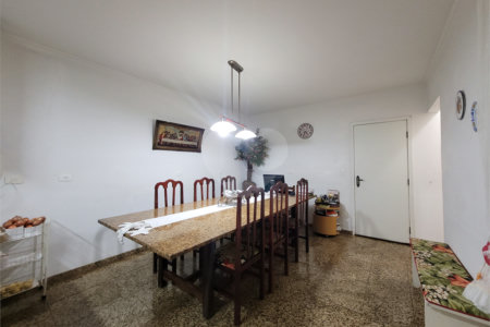 Sobrado à venda com 5 quartos, sendo 2 suítes, em Jardim Vera Cruz, São Paulo, SP
