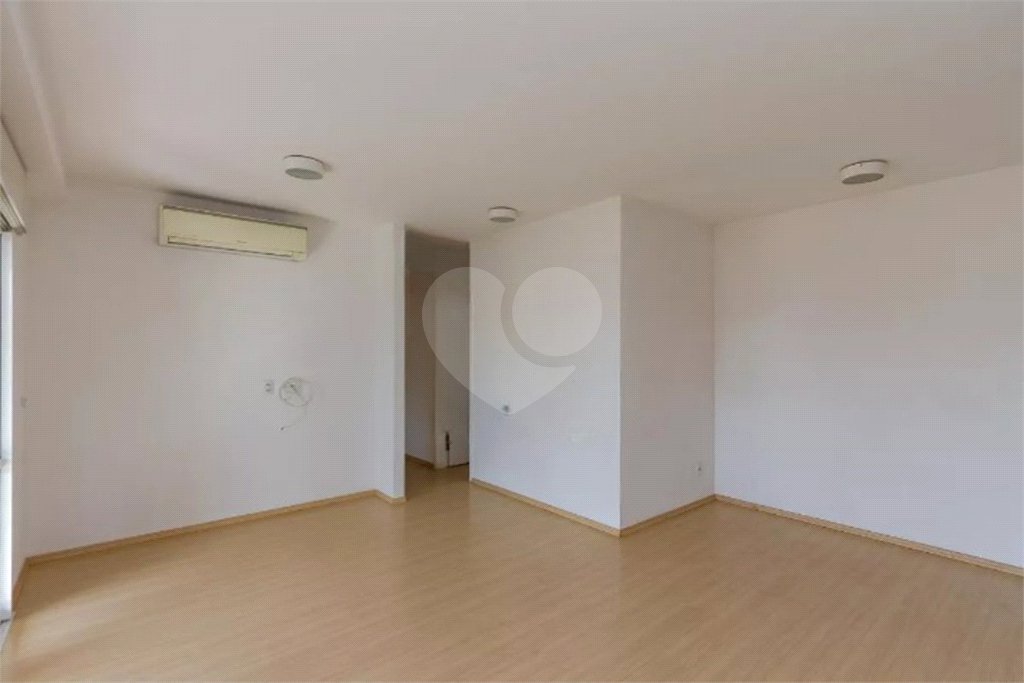 Apartamento à venda com 2 quartos, sendo 1 suíte,  em Vila Cruzeiro, São Paulo, SP