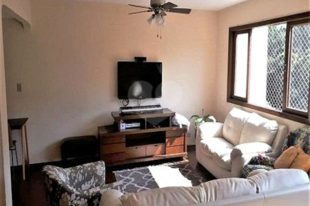 Casa à venda com 4 quartos, sendo 2 suítes,  em Jardim Olympia, São Paulo, SP