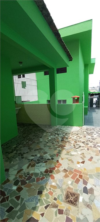 Sobrado à venda com 2 quartos em Jardim Itacolomi, São Paulo, SP